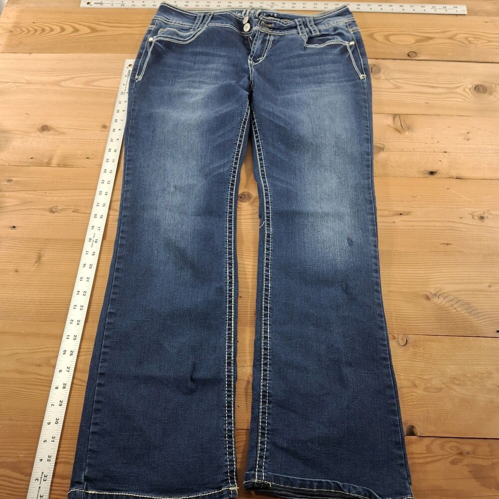 Wallflower Embroidered Jeweled Pockets Womens Size 15 Jeans